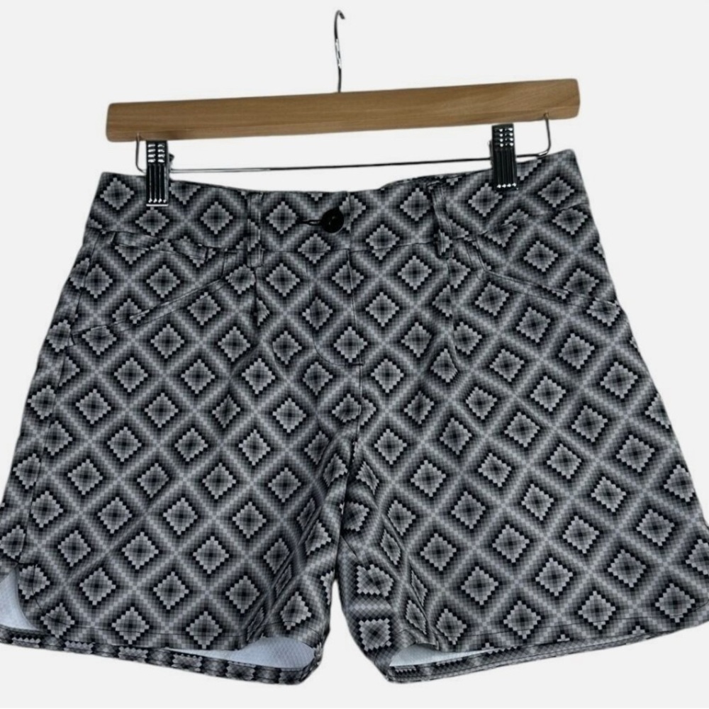 LIKE NEW!! Puma Black and White Geometric Shorts